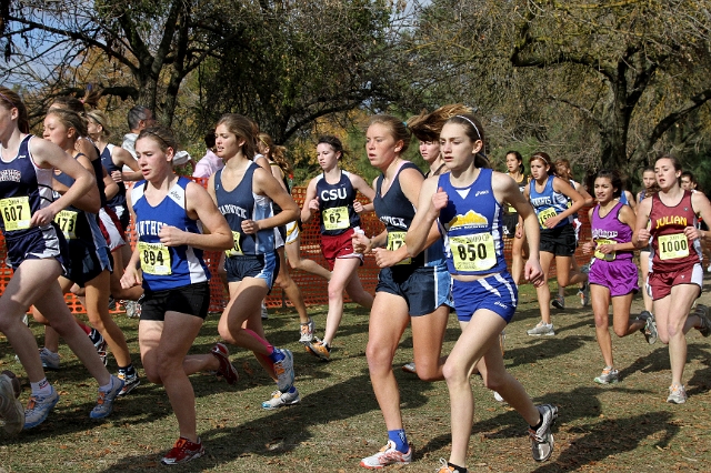 2009 CIF XC Girls D5-032.JPG - 2009 California CIF Cross Country Championships, Woodward Park, Fresno, California